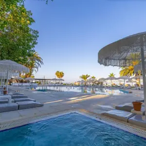Ladonia Luna Beach Resort