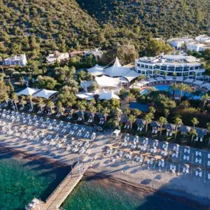 Latanya Park Resort Hotel