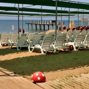 Lavitas Hotel