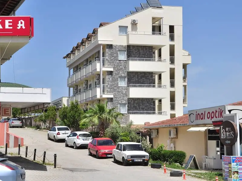 Lavitas Hotel