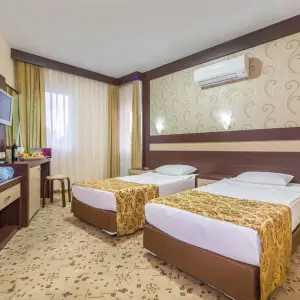 Lonicera World Hotel