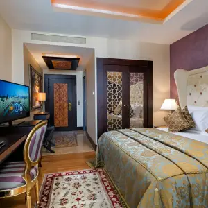 Mardan Palace