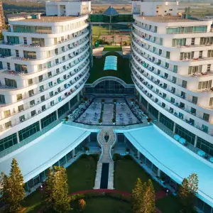 Miracle Resort Hotel