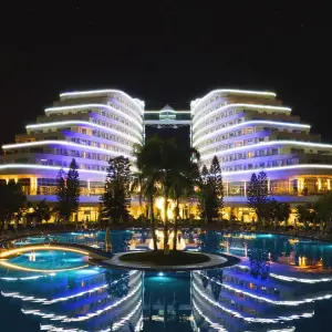 Miracle Resort Hotel