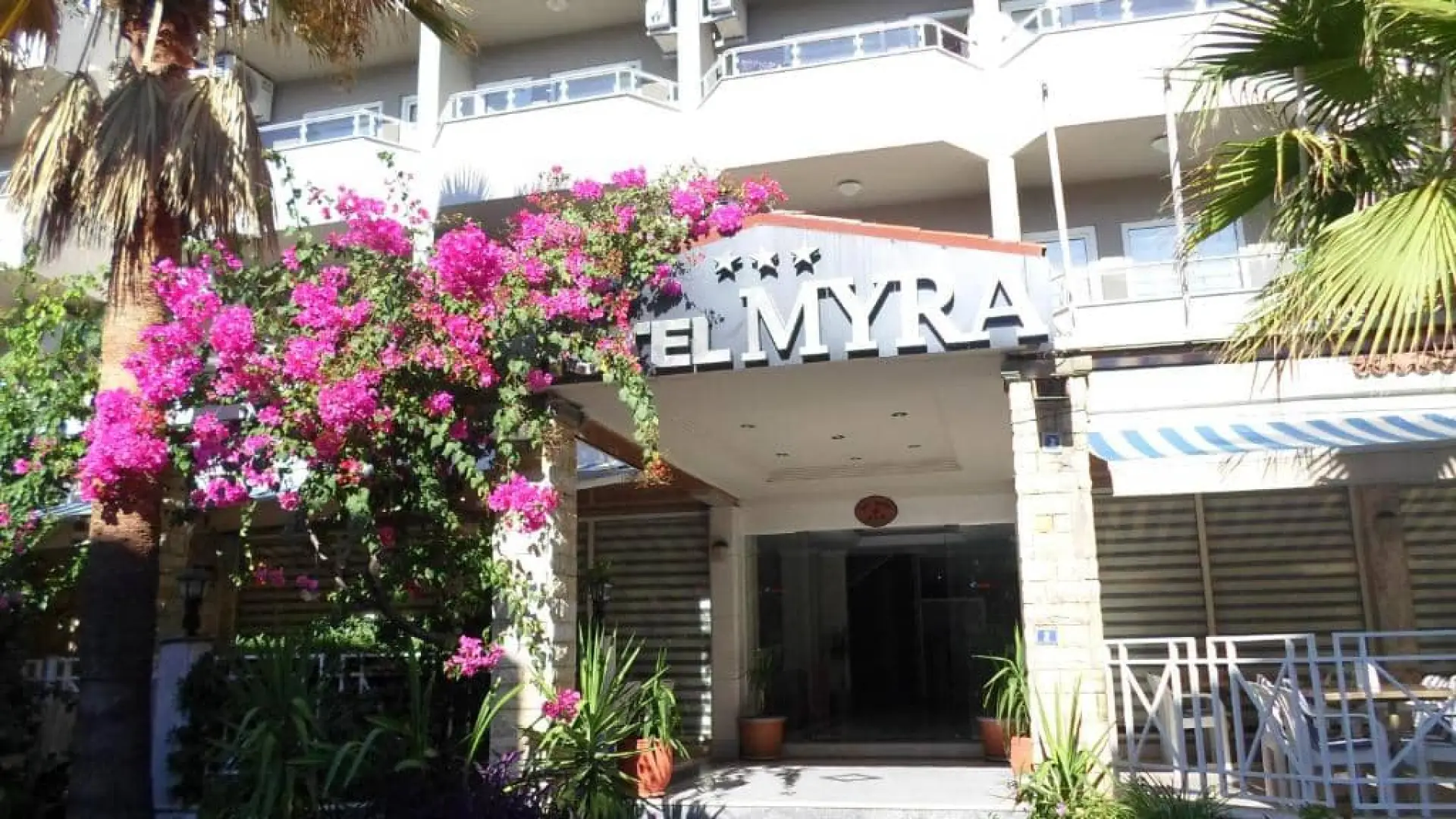 Myra Hotel