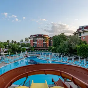 Palmeras Beach Hotel