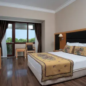 Perre La Mer Hotel