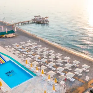 Perre La Mer Hotel