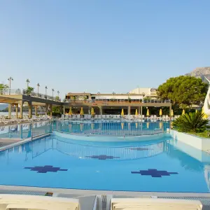 Perre La Mer Hotel