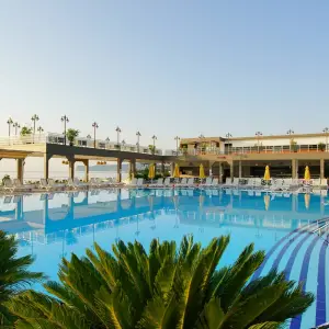 Perre La Mer Hotel