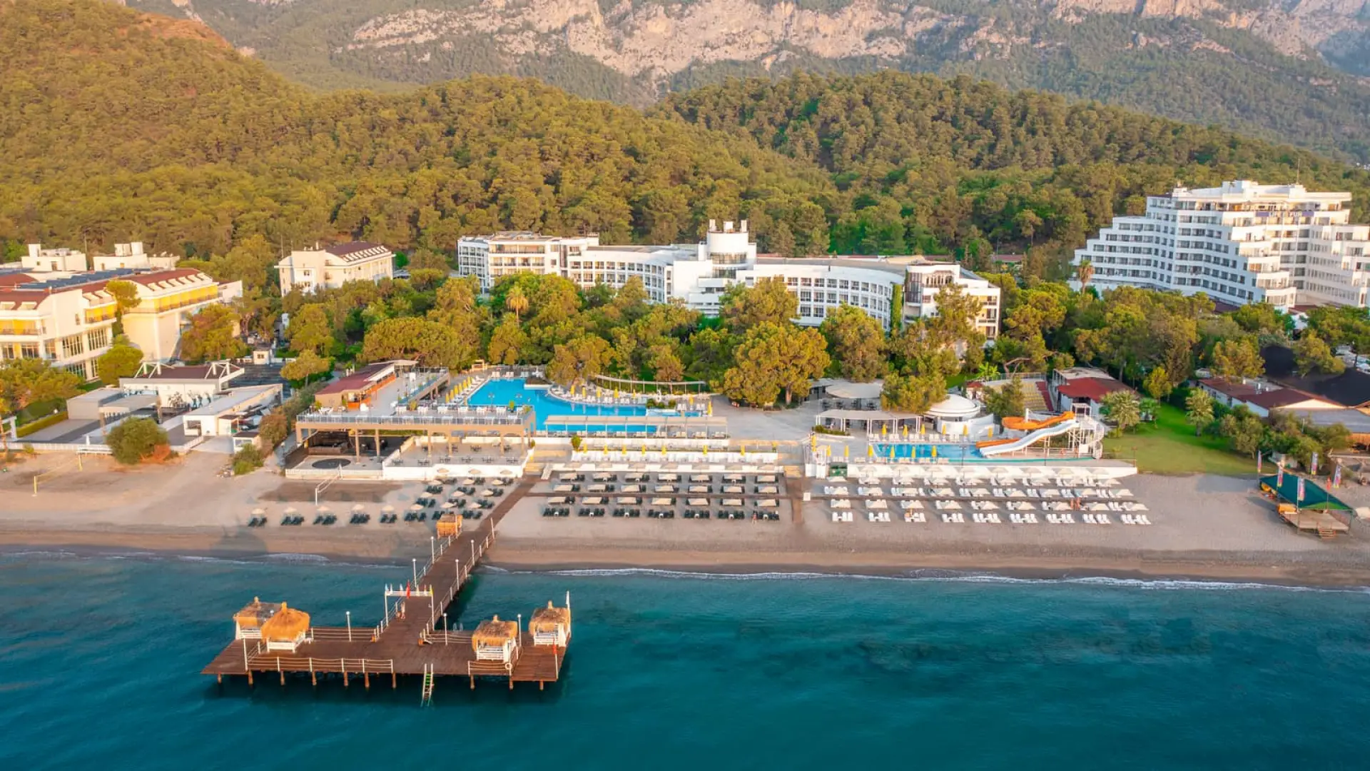 Perre La Mer Hotel