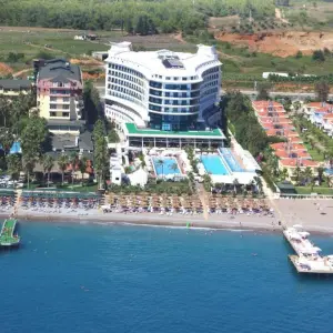 Q Premium Resort