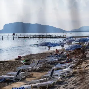 Relax Beach Hotel