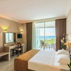 Ring Beach Hotel