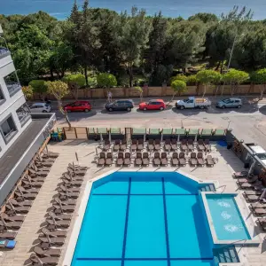 Riviera Zen Hotel