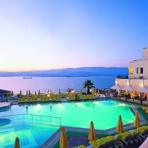 Roseira Beach Resort
