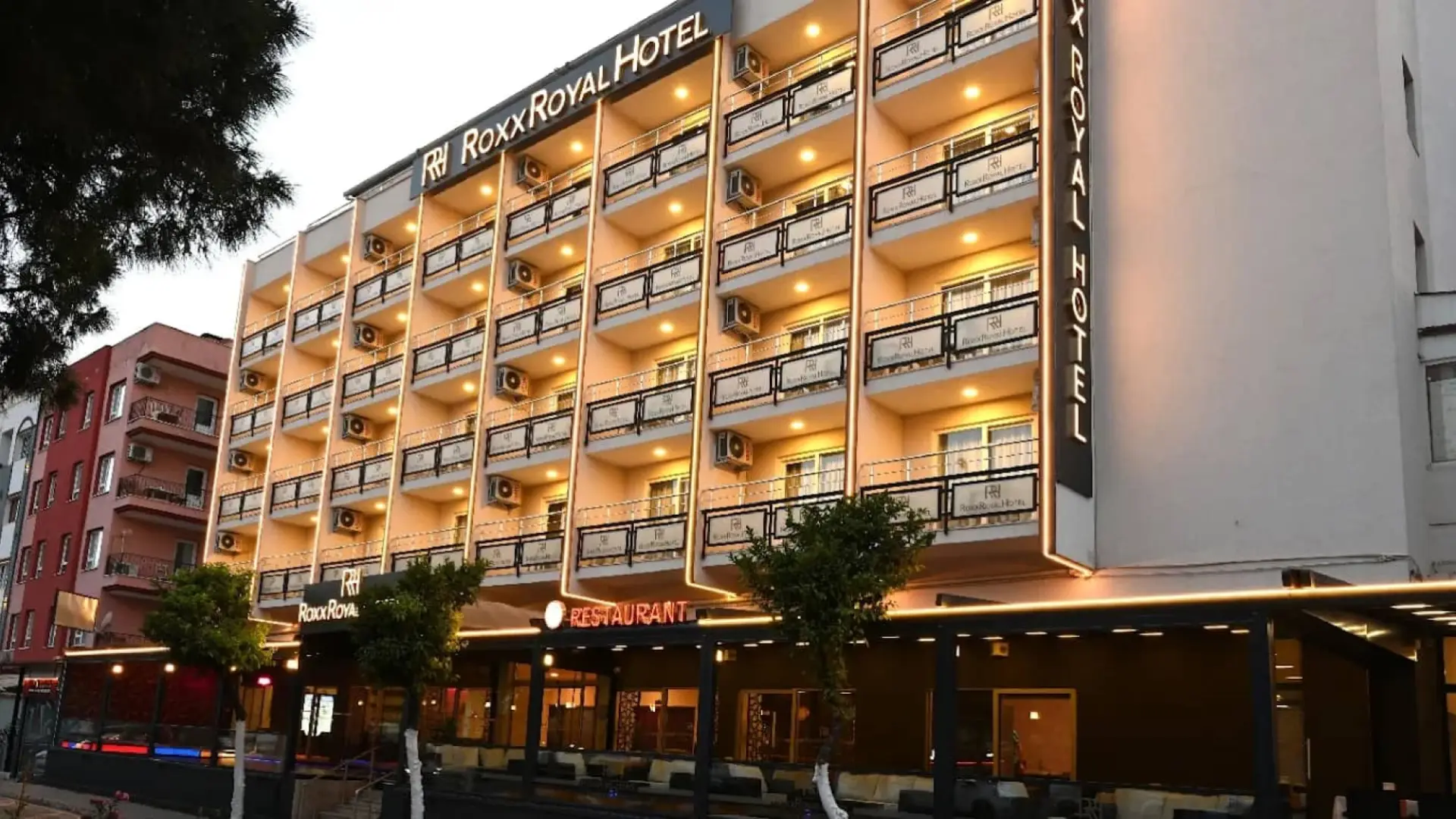 Roxx Royal Hotel