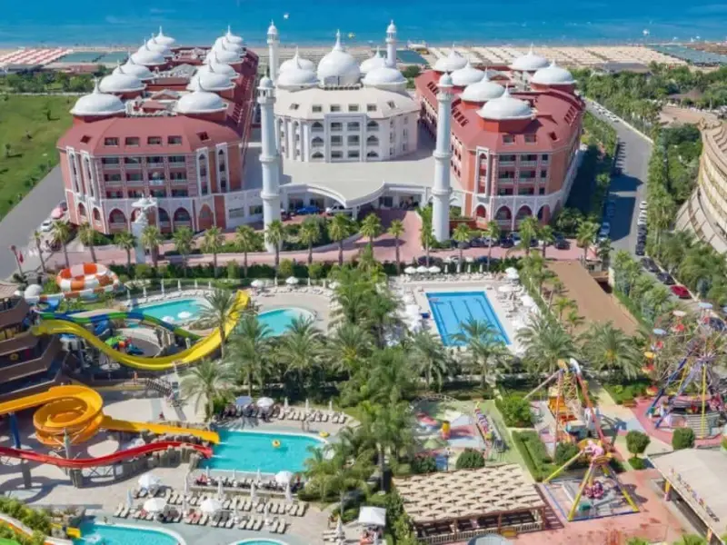 Royal Dragon Hotel