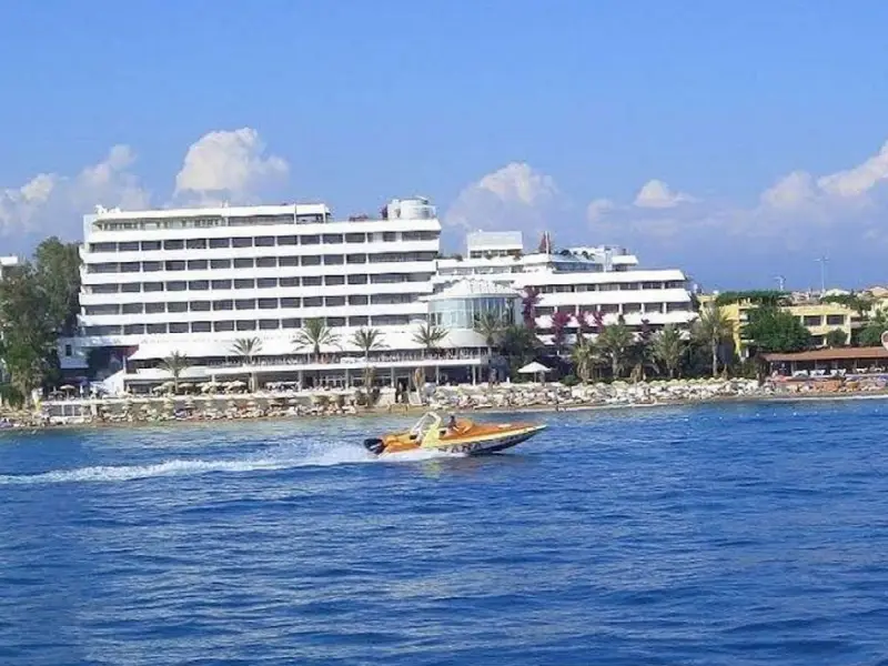 Rubi Hotel