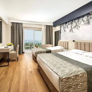 Seaden Sea World Resort & Spa