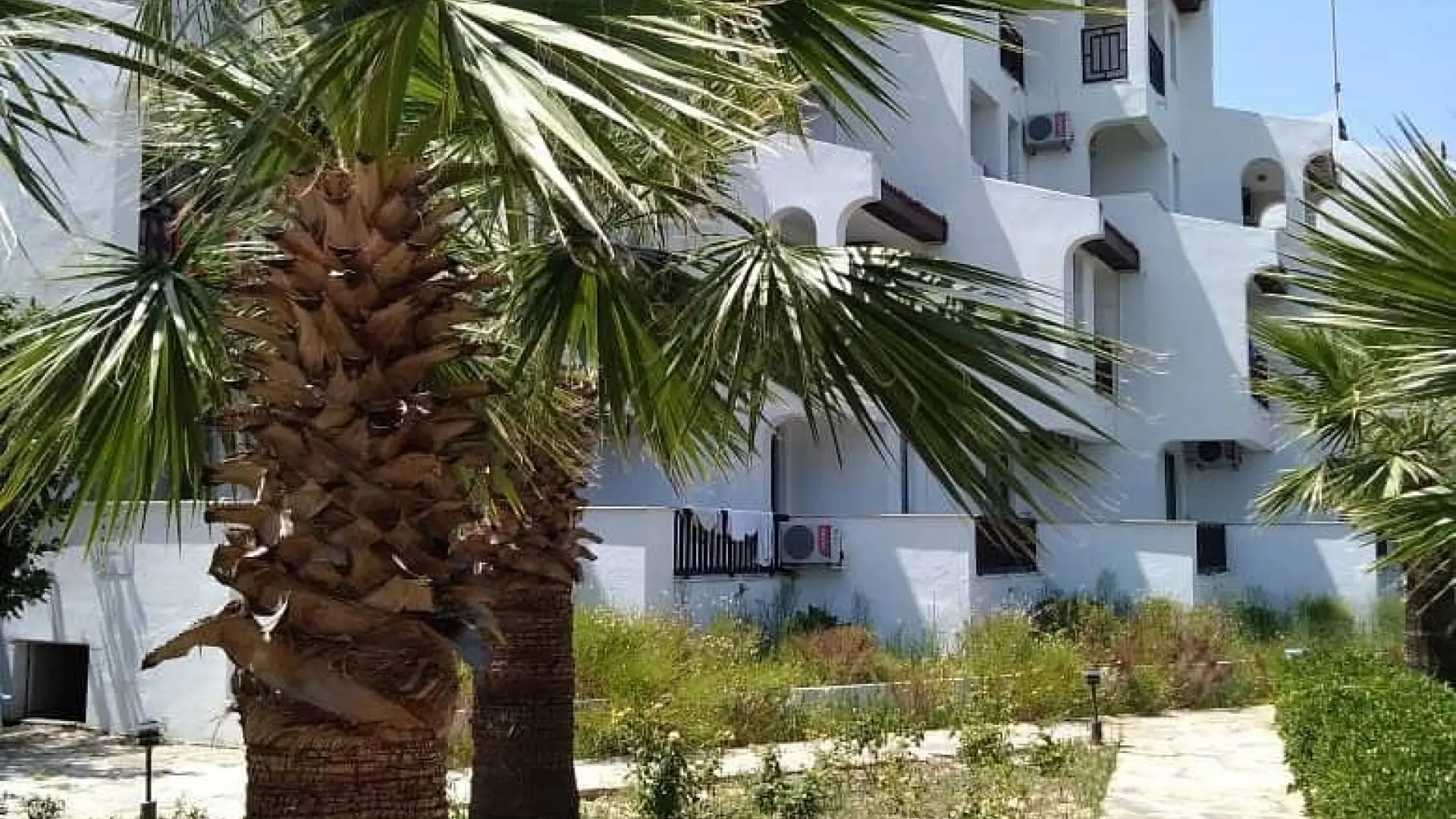 Sentinus Hotel