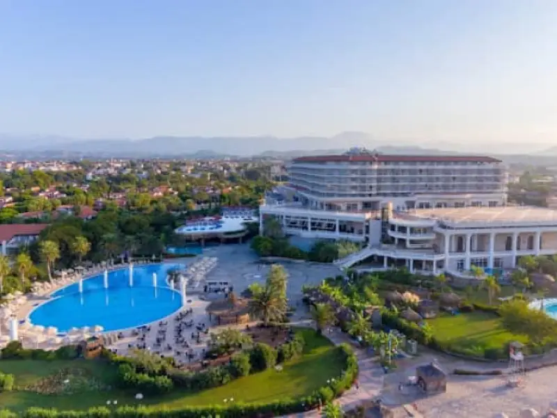 Starlight Resort Hotel
