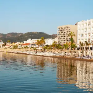 The Beach Front Hotel Adult Only +16