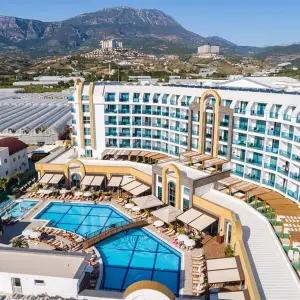 The Lumos Deluxe Resort & Spa