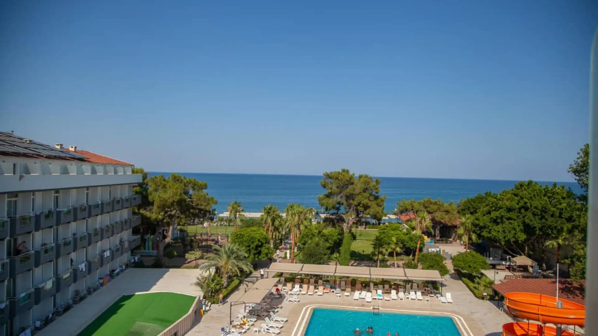 Transatlantik Beach Hotel