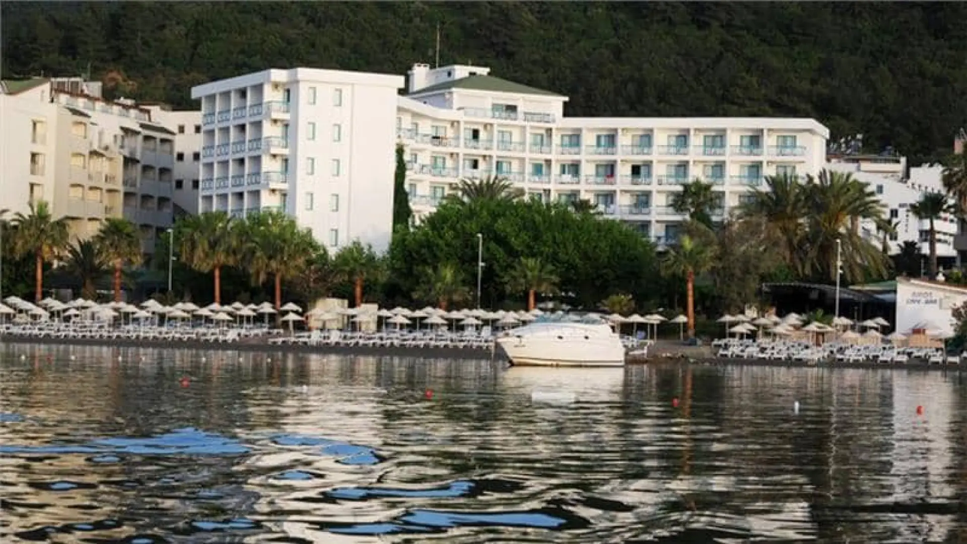 Tropical Hotel Adults Only +16