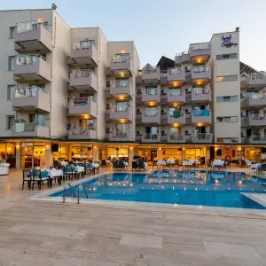 Viking Nona Beach Hotel