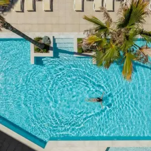 Aqua The Breeze Adult Only 18+