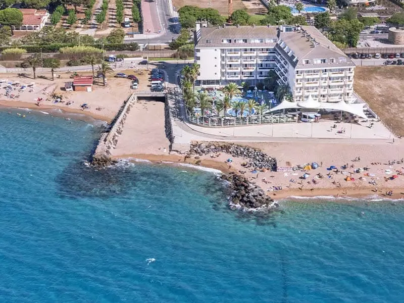Caprici Beach Hotel And Spa