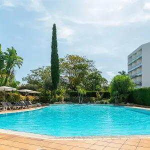 Fergus Club Pineda Splash