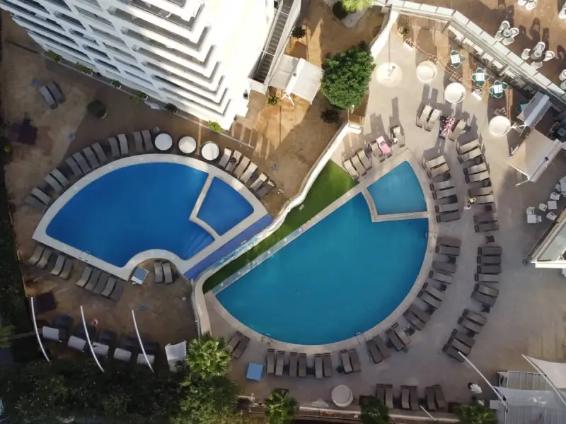 Flamingo Beach Resort Ony Adults