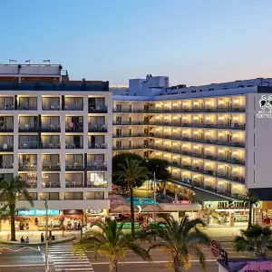 Gran Flamingo - Adults Only (18+)