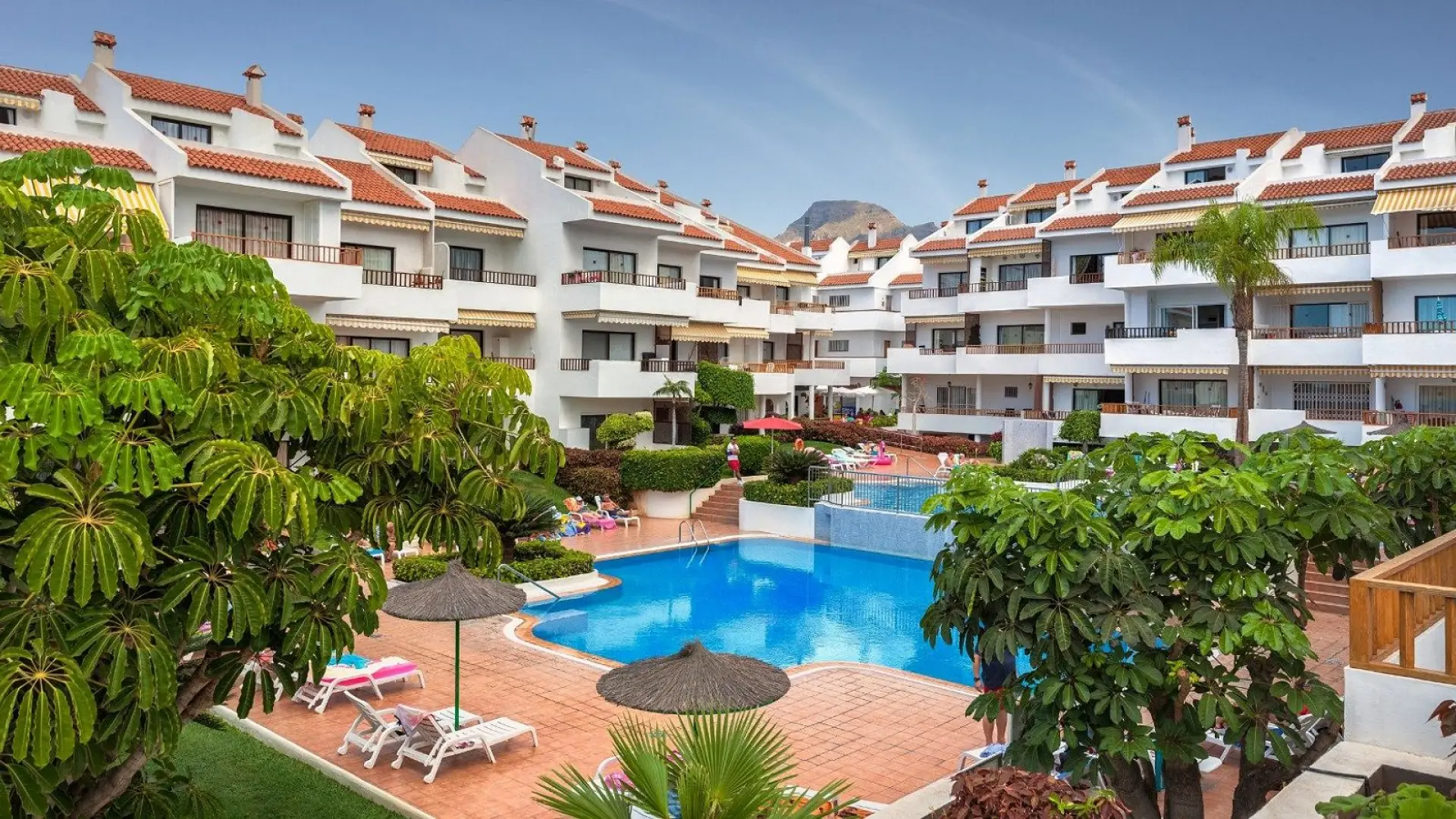 Hg Cristian Sur Apartments