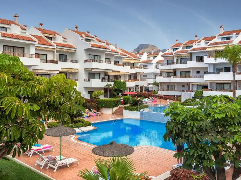 Hg Cristian Sur Apartments