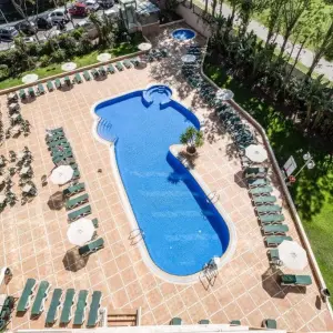 Hotel California Palace