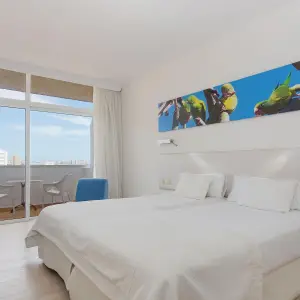 Iberostar Waves Bouganville Playa