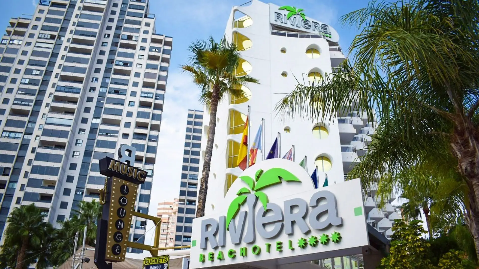 Riviera Beachotel (Adults Recommended)