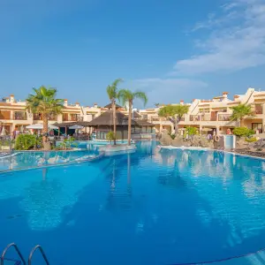 Royal Sunset Beach Club