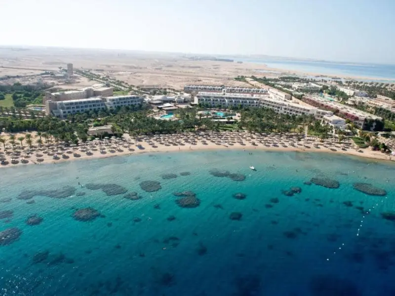Fort Arabesque Beach
