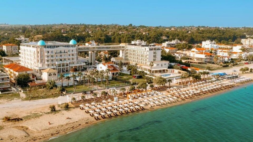 Eona Beach Resort by Greek Pride